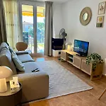 Reformat, Wi Fi, Parking, Piscina, Ac Apartmán